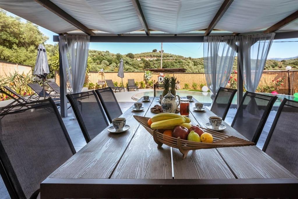 AlikianosCasa Del Miele, Private Pool, Bbq, Mountain View.别墅 外观 照片